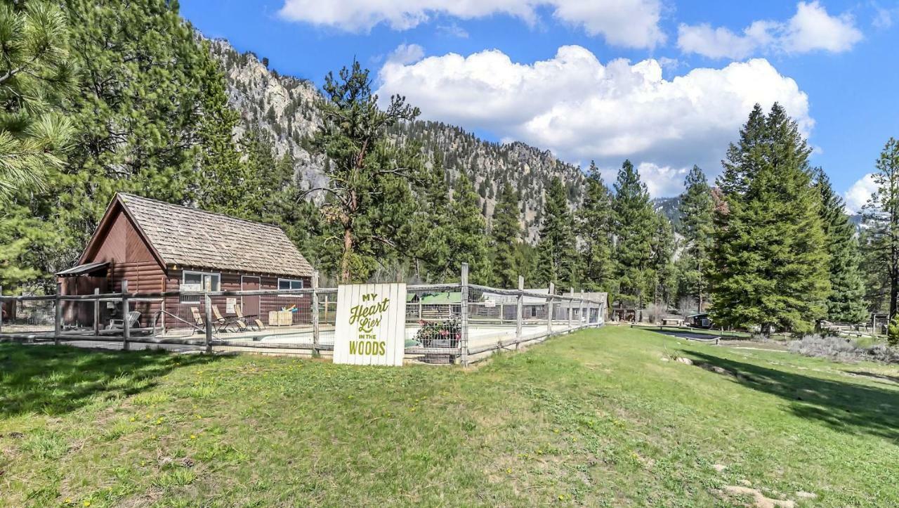 Sawtooth Lodge Stanley 외부 사진