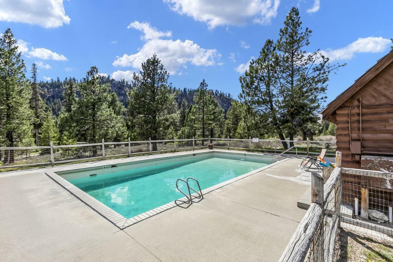Sawtooth Lodge Stanley 외부 사진